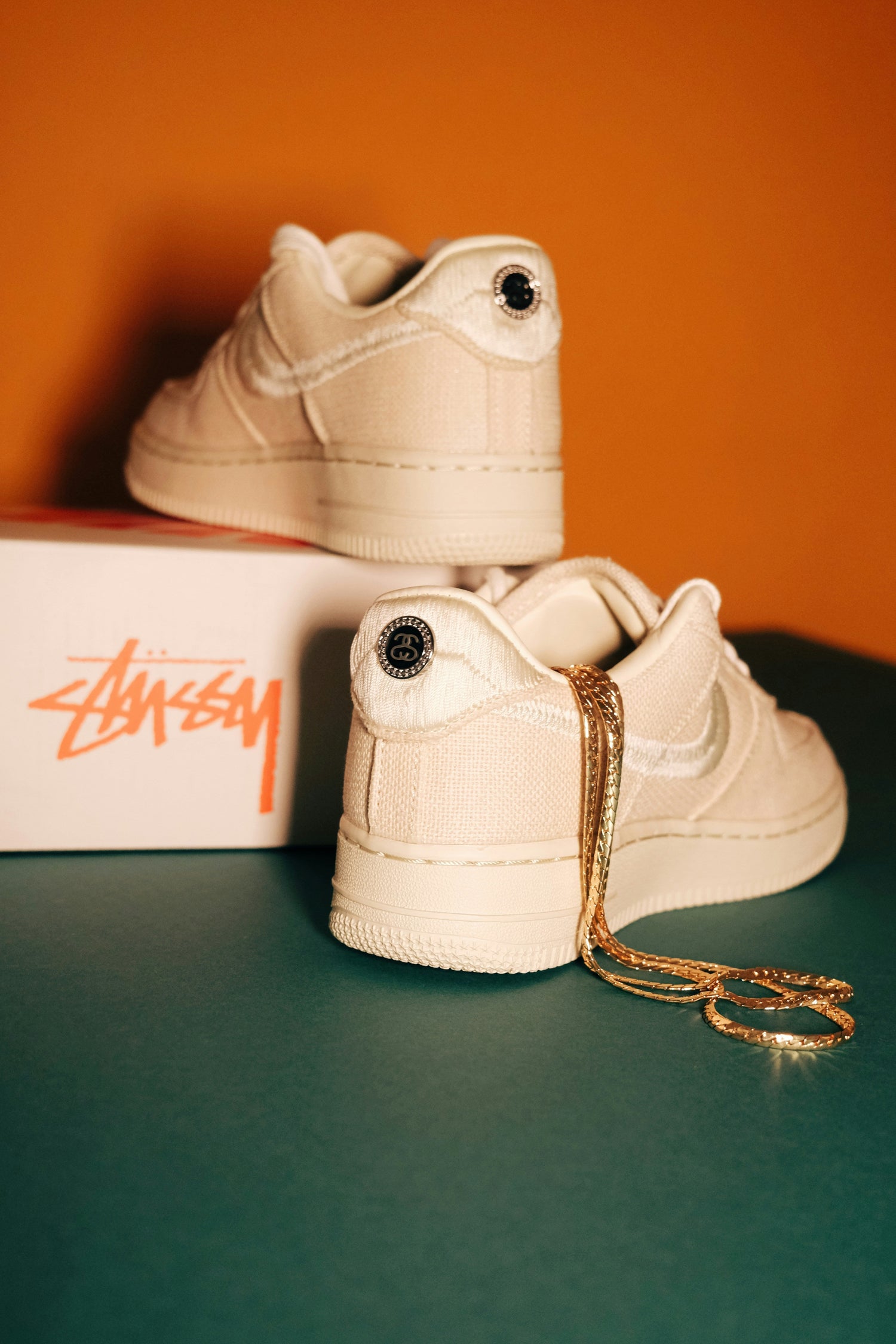 SNEAKERS