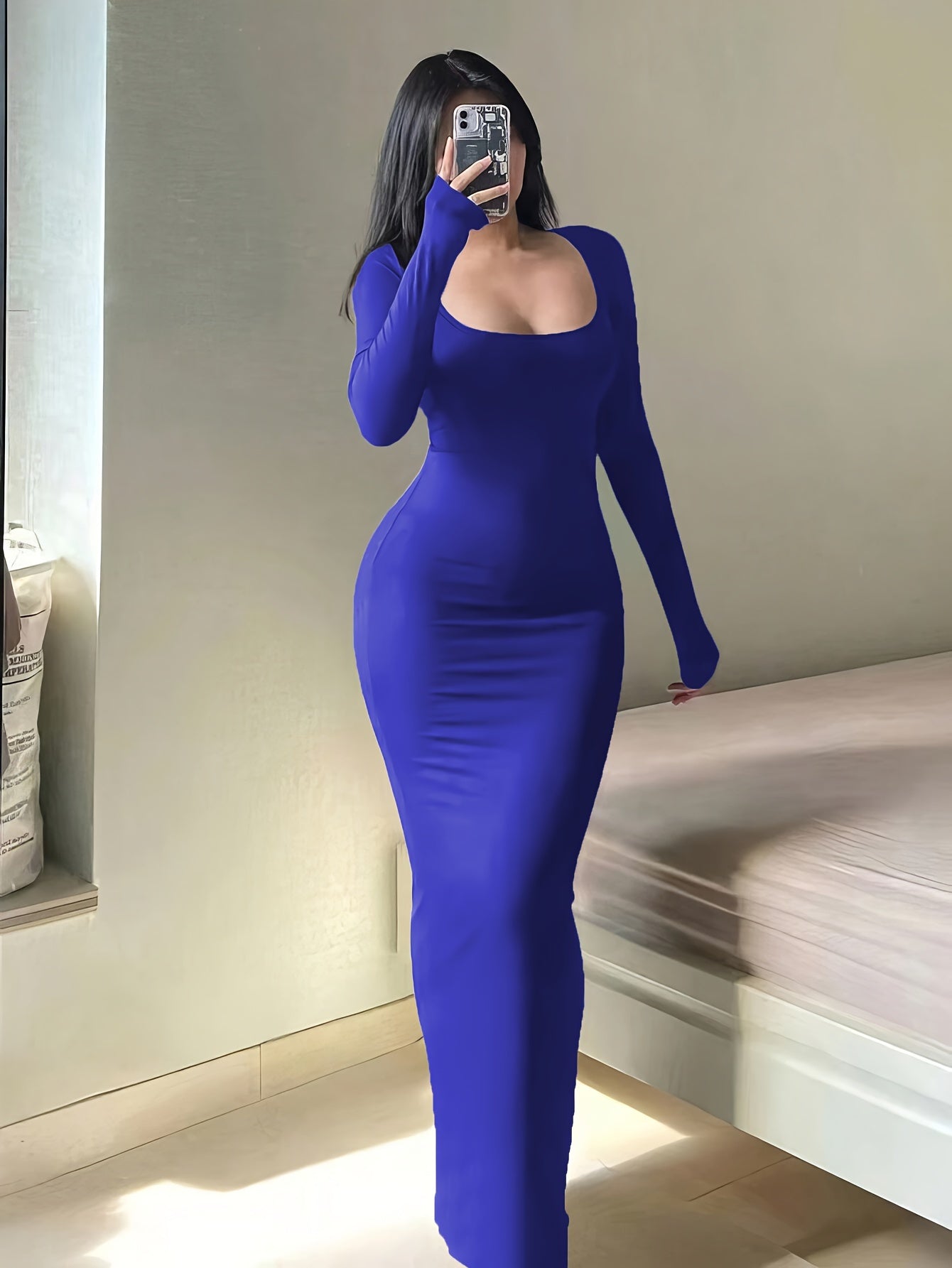 Form-Fitting, Ultra-Long Women's Autumn Dress