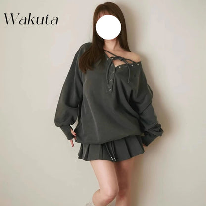 WAKUTA Loose Drawstring Hoodie + Elastic Waist Pleats Mini Skirt 2-piece Set