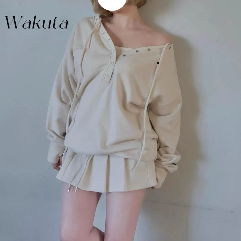 WAKUTA Loose Drawstring Hoodie + Elastic Waist Pleats Mini Skirt 2-piece Set