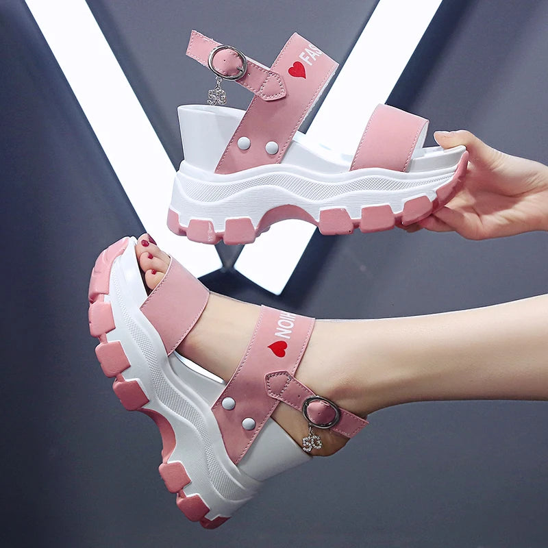 Moipheng Platform Fish Toe Sandals