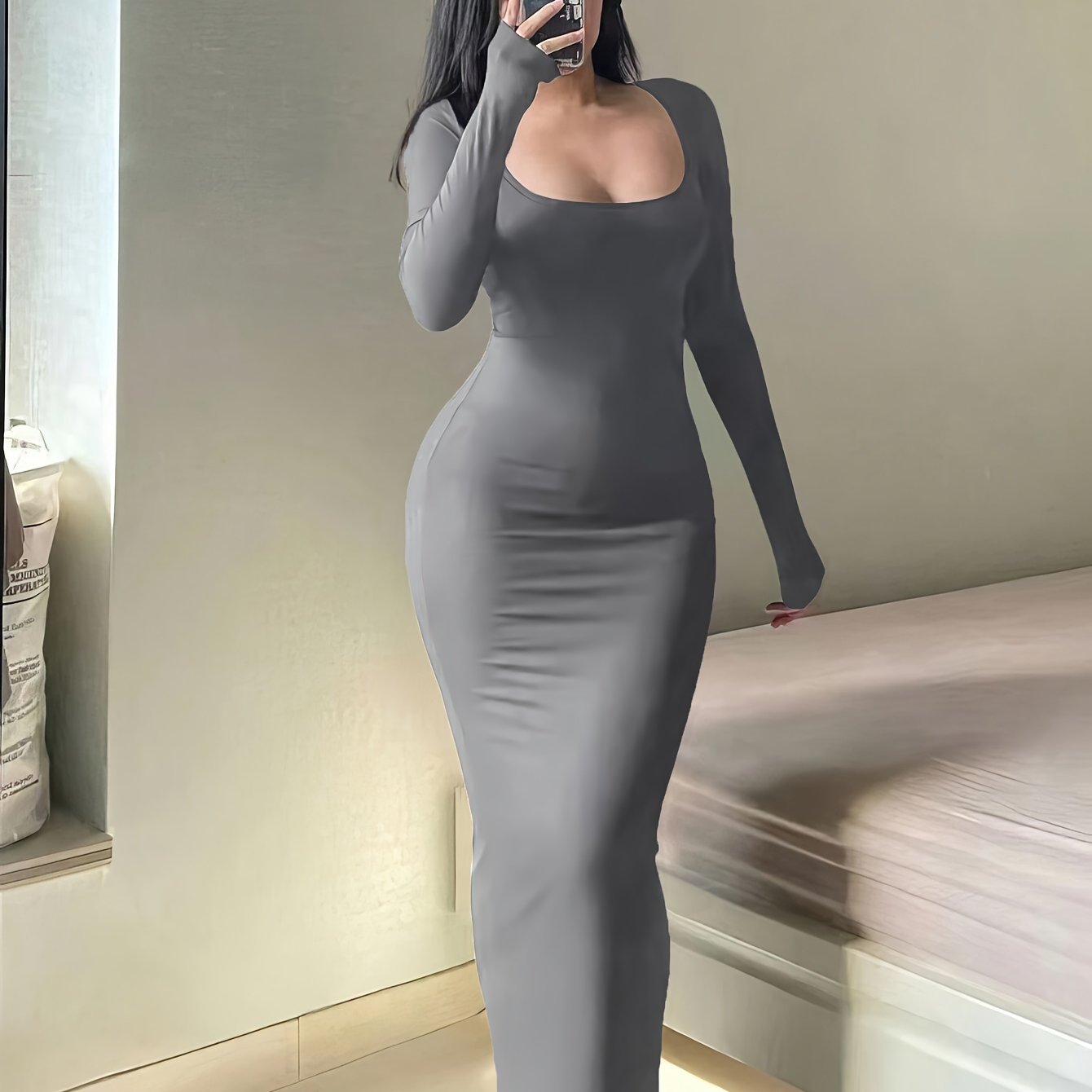 Form-Fitting, Ultra-Long Women's Autumn Dress
